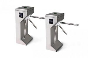 Cổng xoay 3 càng F101DZ