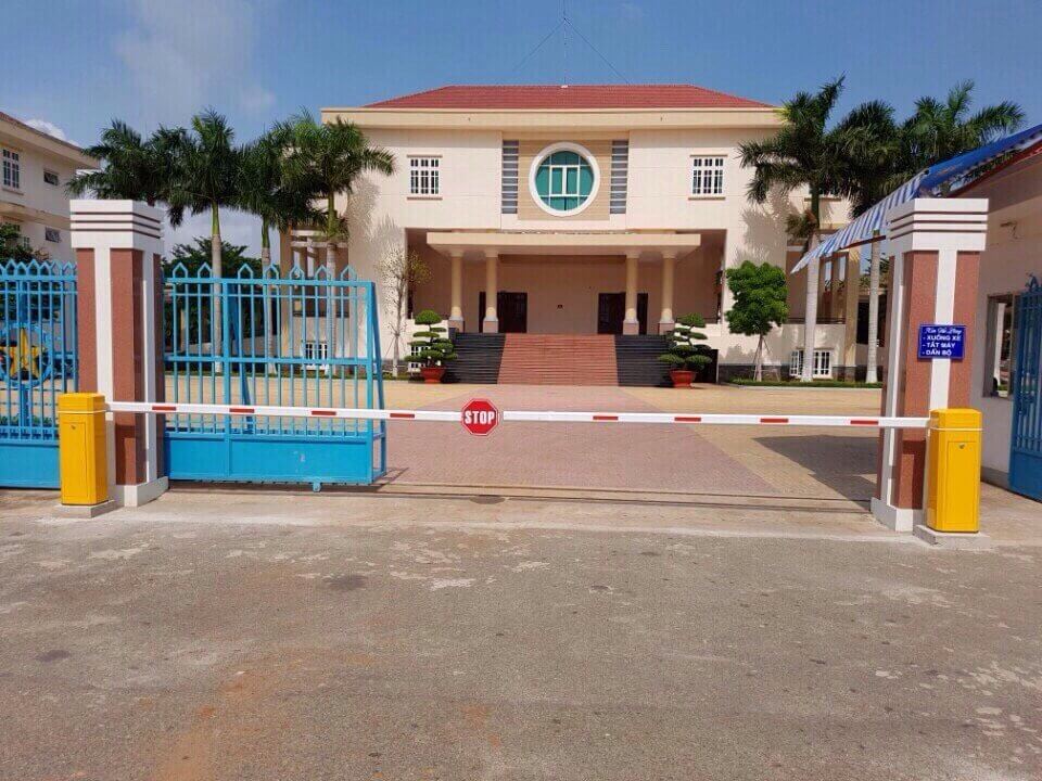 Barie chắn cổng Bs 306 tại Hà Nam